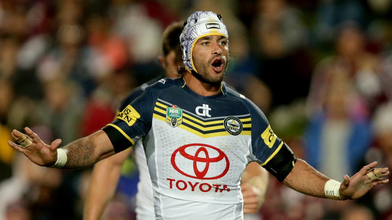 Cowboy's Johnathan Thurston during the NRL game between the Manly Sea Eagles and the North Queensland Cowboys at Brookvale Oval .Picture Gregg Porteous