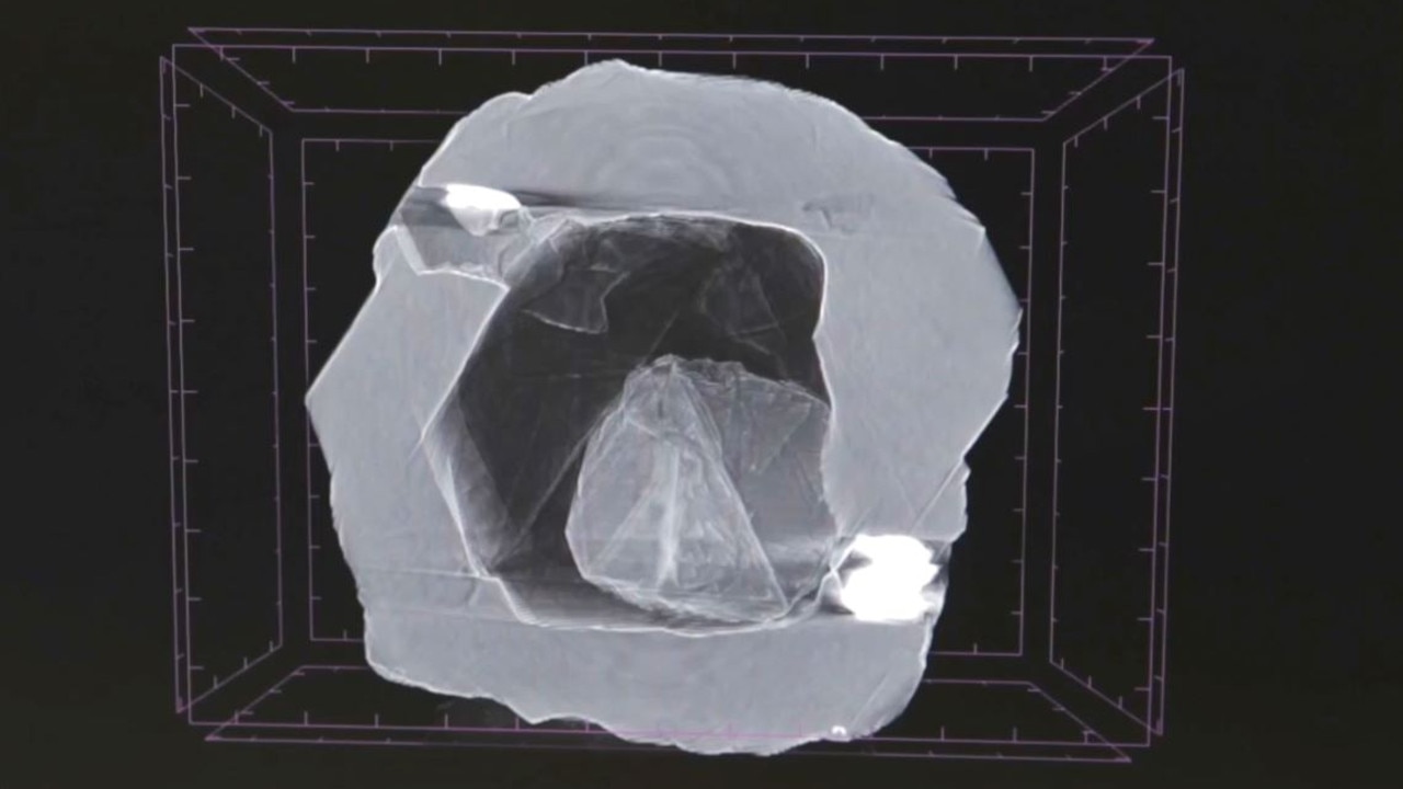 An X-ray view of the diamond inside another diamond.