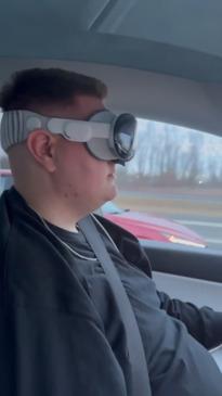 Don't wear Apple VR headset while driving, officials warn