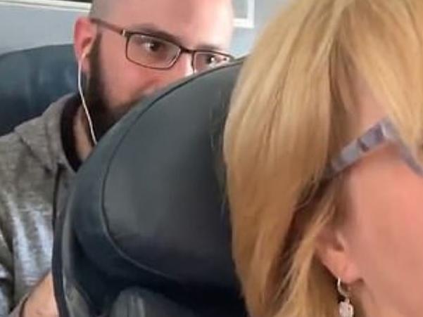 Two people became locked in an intense mid-air battle over a reclining seat. Picture: @steelersfanOG