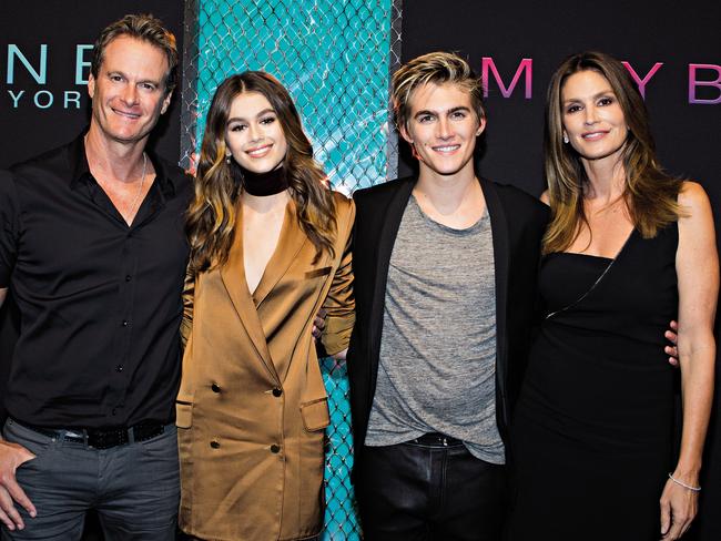 Kaia Gerber Takes a Cue from Mom Cindy Crawford's Most Iconic 90s