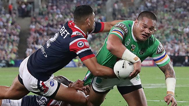 Joey Leilua’s forward flick-pass to Jordan Rapana was an opportunity gone begging. Picture: Mark Metcalfe