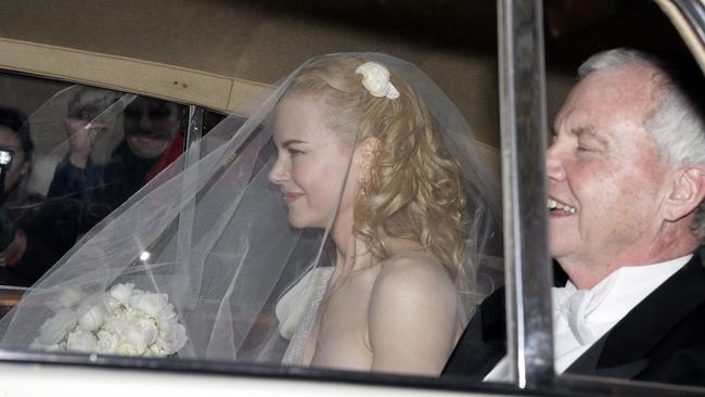 Nicole and Antony Kidman leave her Darling Point Home to make the journey to the church to marry Keith Urban in 2006. Picture: Don Arnold/WireImage