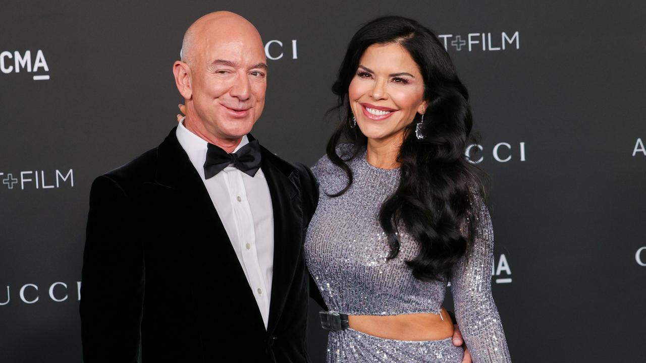 Jeff Bezos and Lauren Sanchez attend the 10th Annual LACMA ART+FILM GALA on November 06, 2021 in Los Angeles, California. (Photo by Kevin Winter/Getty Images)