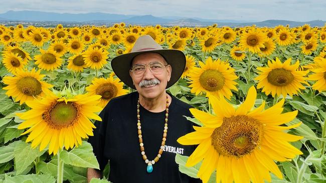 Artist and sculpture Farvardin Daliri. His family will be holding a memorial in Townsville. Picture: Supplied.