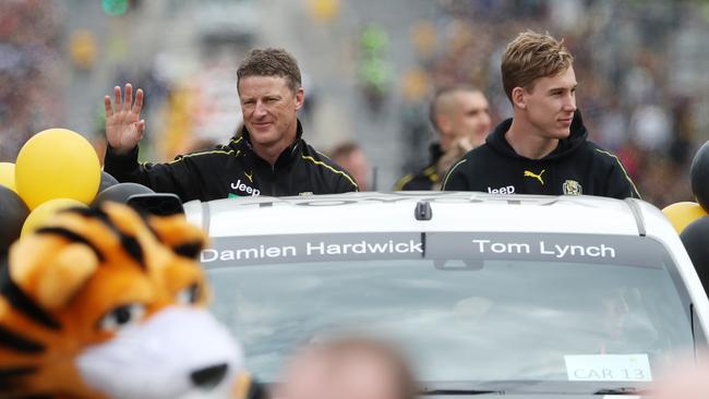 Damien Hardwick joins Tom Lynch in the Grand Final parade.