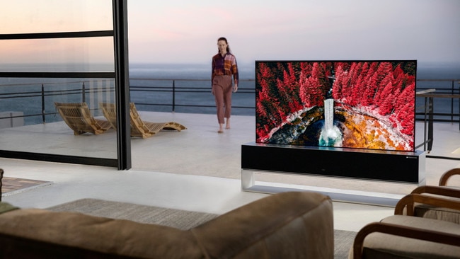 LG rollable OLED TV