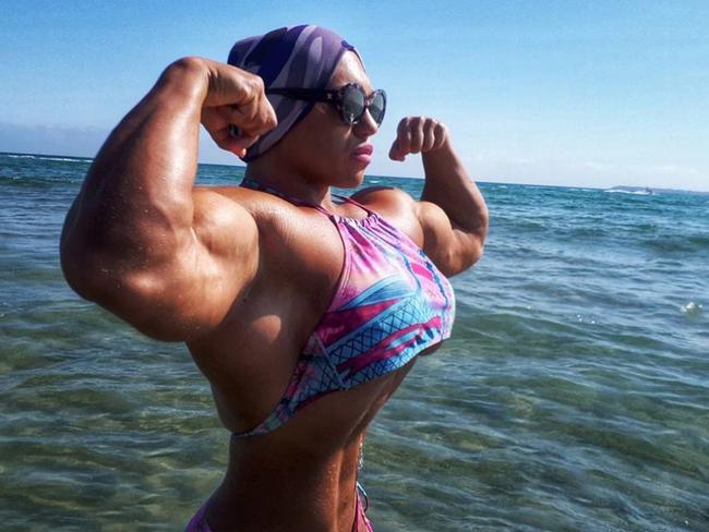 Recording-Breaking Female Bodybuilder Weighing Around 90kg Has