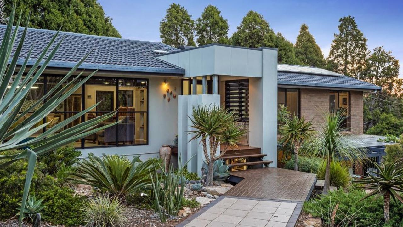 stunning-toowoomba-homes-for-sale-this-week-the-chronicle