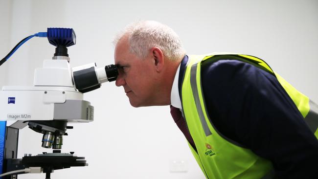 Prime Minister Scott Morrison tours hydrogen business Star Scientific in NSW.