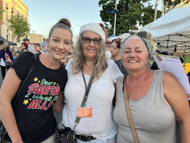 Marga Hijmering, Celine Hijmering and Jenny Beck at the street party.