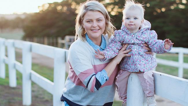 Emma Hawkins and daughter Arabella for the new Woolmark Jeanswest collection.