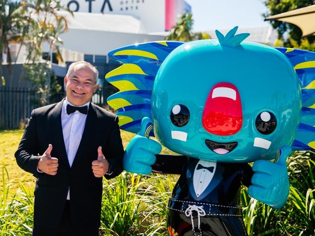 Gold Coast Mayor Tom Tate with Borobi.