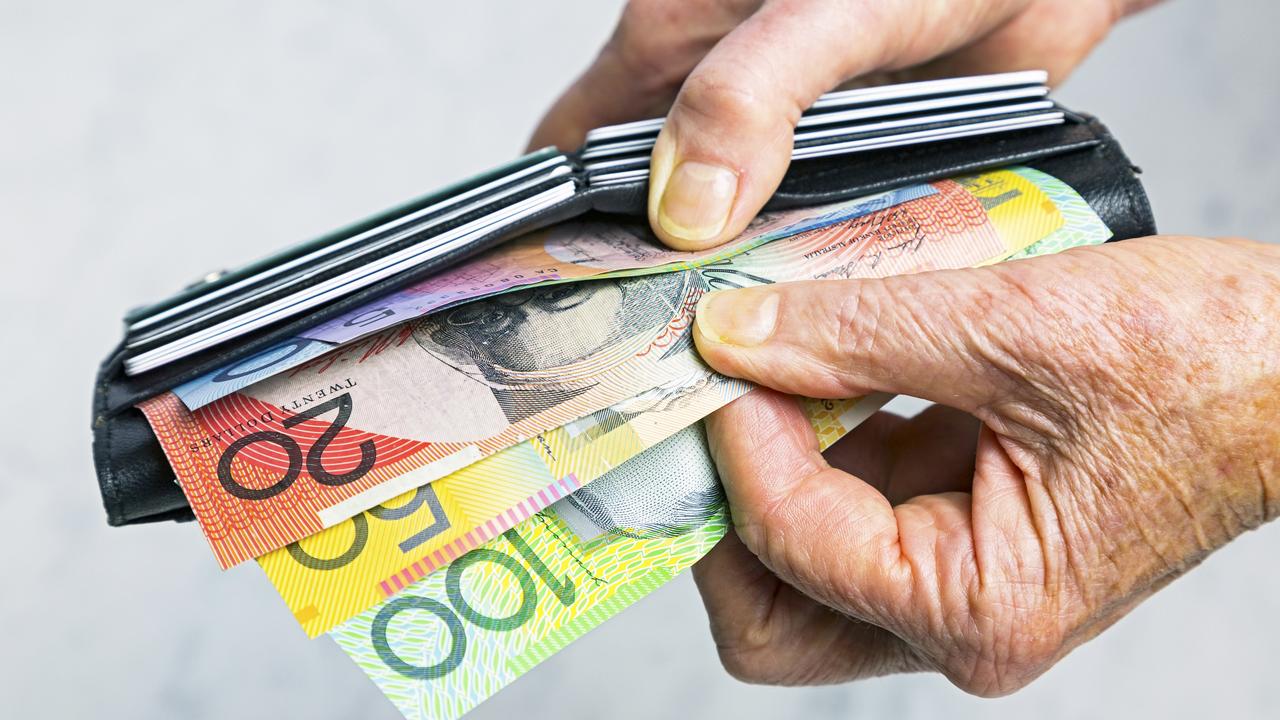 How Much Does A Middle Income Earner Earn In Australia