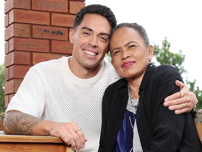 Wiggle John Pearce and his mum Flordeliza. Picture: Tim Hunter