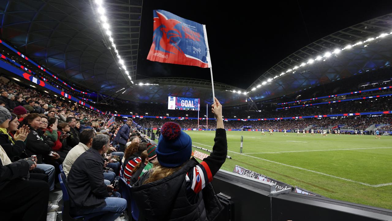 The atmosphere at the new Allianz Stadium was outstanding for the Roosters-Rabbitohs match. Picture: Jonathan Ng