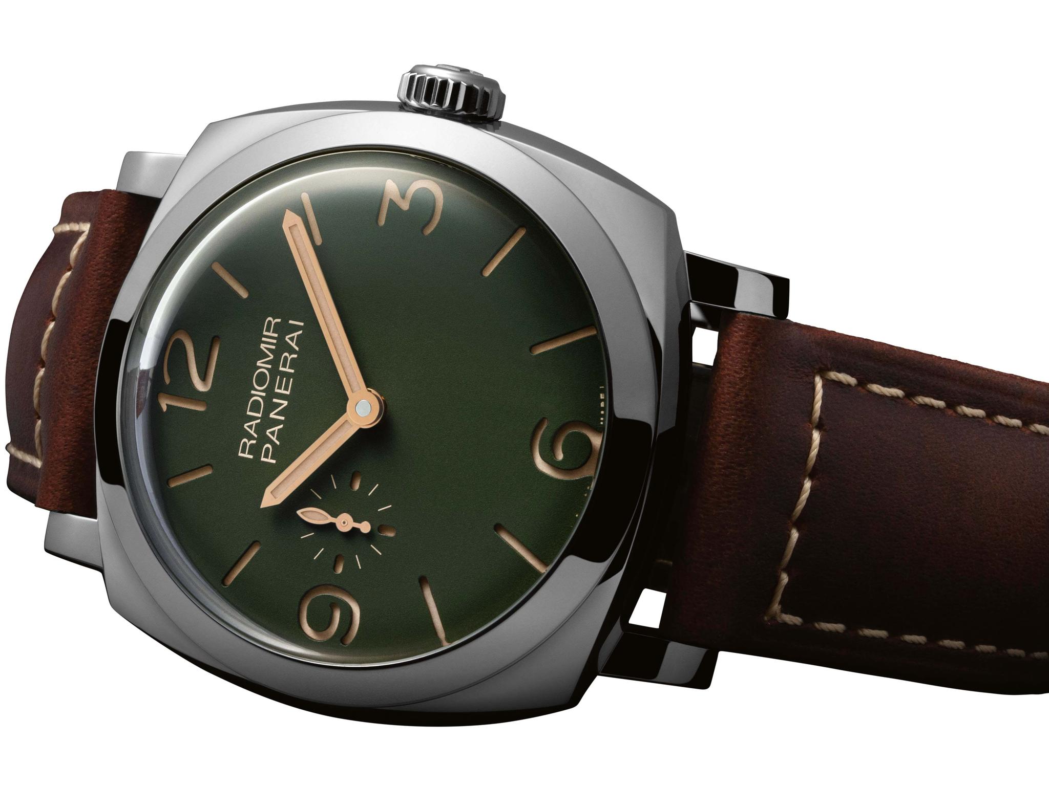 Panerai Radiomir PAM00995 Bulgari Divas Dream Oris Big Crown