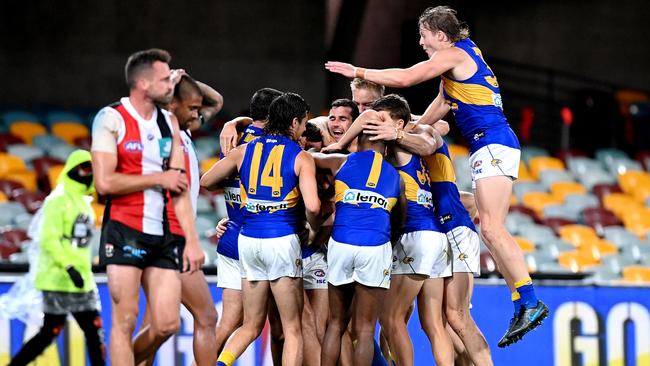 Tom Cole’s after-the-siren goal put the cream on a win that secured a finals spot for the Eagles, and sent the players into rapture. Picture: Getty Images