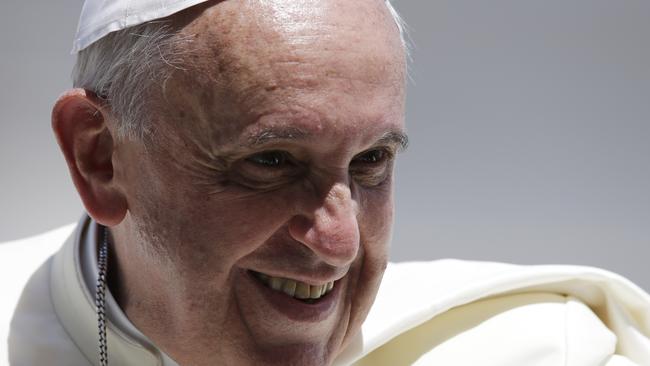 Pope Francis has sacked the board of the Vatican financial watch dog.