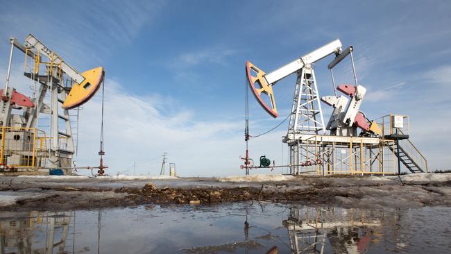 Global oil production is under threat from wars. Picture: Andrey Rudakov/Bloomberg