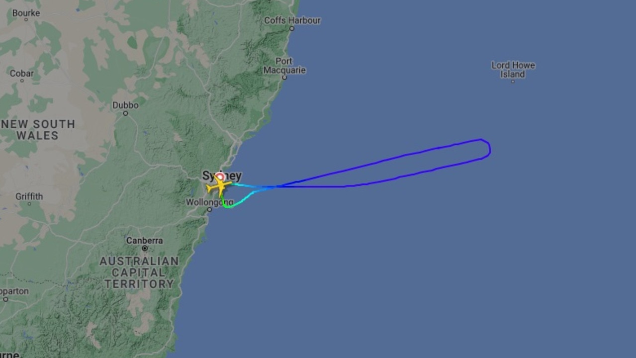 United flight 821 headed to Mexico City from SFO makes emergency