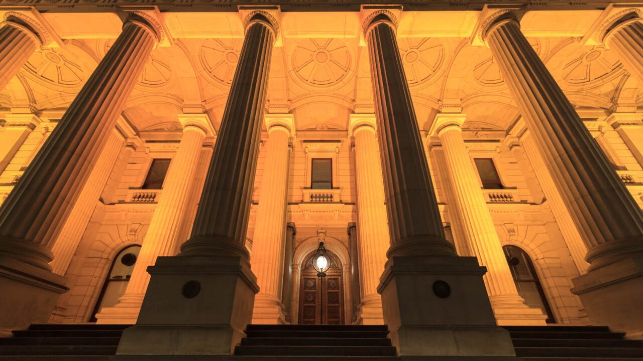 Indigenous flags temporarily replace Ukrainian flag on Vic parliament