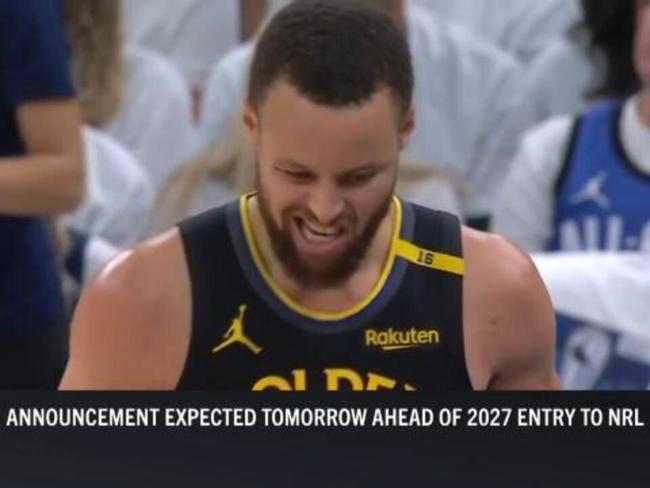 Curry exits game with hamstring injury