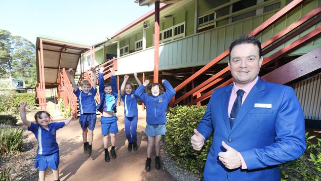 Tamborine Mountain State School Principal Jason Smith is leaving to take up a new position at Arundel State School. Picture: Mike Batterham.