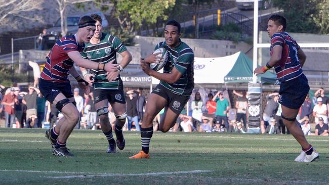 GPS Rugby 2019 - The Southport School (TSS) vs Brisbane Boys' College (BBC). BBC No.12 Lukas Ripley flies between Wilson Blyth (5) and Ngiyaani Waters (7). Picture: 'The Season' Episode 1 / OnionTV