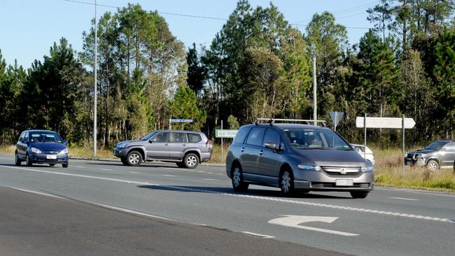 Problem intersection, Old Toorbul Point Rd and Bribie Island Rd.