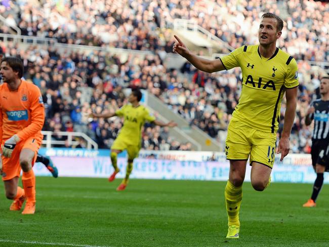 Join Harry Kane and Tottenham Hotspur on top of the Sydney Harbour Bridge