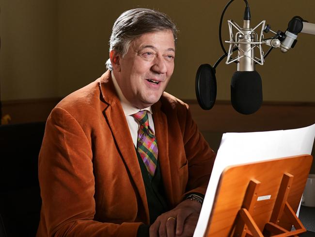 Sherlock Holmes read by Stephen Fry