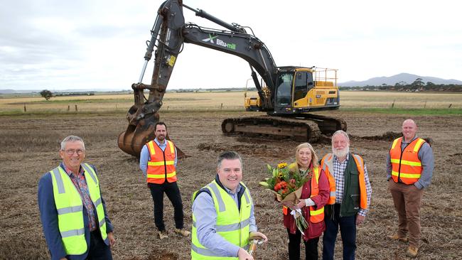 Villawood Properties commencement of construction at Coridale Estate, Lara. Villawood Properties Executive Director Rory Costelloe, Bitu-Mill CEO Stephen Hill, City of Greater Geelong Councillor Anthony Aitken, land owners Bill and Beryl Wilks and Bitu-Mill construction manager Jarrod Shearson. Picture: Mike Dugdale