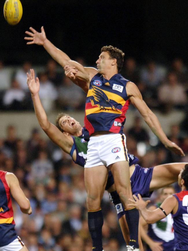  Matthew Clarke in action for the Crows against the Fremantle Dockers in 2006. Photo: Jackson Flindell 