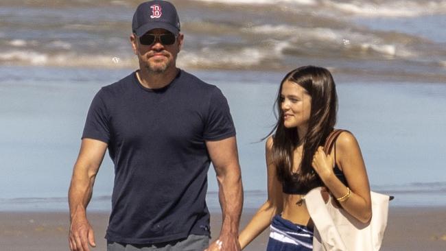 ONE TIME WEB USE ONLY - FEES APPLY -  Hollywood star Matt Damon soaks up the sun in Byron Bay with his family, spotted enjoying some father-daughter time with his youngest, Stella (13)EXCLUSIVE18 August 2024ÃÂ©MEDIA-MODE.COM