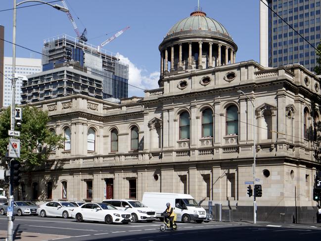 The Victorian Supreme Court has ruled that Victoria Police was wrong to discipline Leading Senior Constable Simon Shearer for not being vaccinated against Covid.