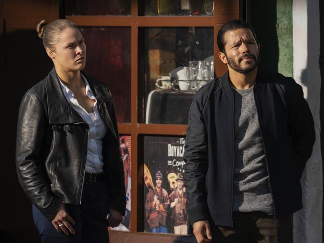 Rousey and Carlo Alban hit the streets in Mile 22. Picture: STX Films / Roadshow