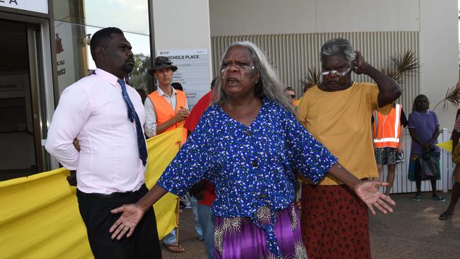 Senior Elder Nancy McDinny, from Borroloola, spoke at a rally outside the Darwin Local Court. Picture Katrina Bridgeford.