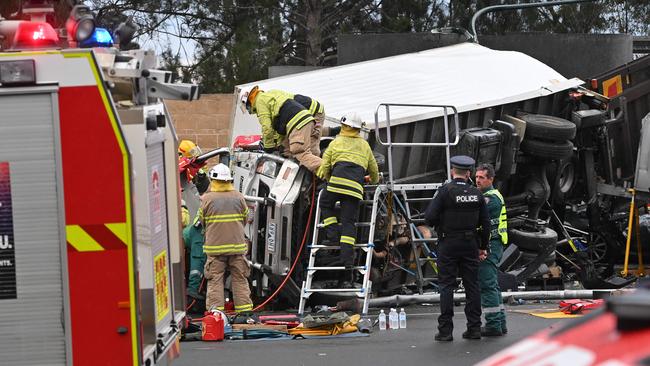 Major crash at the freeway near the toll gate. Picture: Keryn Stevens