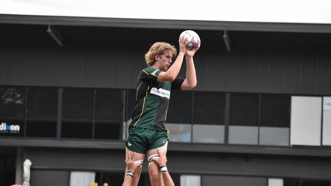 Colts 1 rugby action.