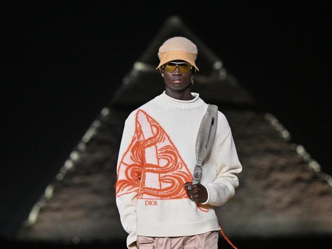 GIZA, EGYPT - DECEMBER 03: A model walks runway during the Dior Fall 2023 Menswear show on December 03, 2022 in Giza, Egypt. (Photo by Stephane Cardinale - Corbis/Corbis via Getty Images)