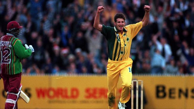 Michael Kasprowicz take his 1st wicket, Campbell caught for 2. MCG. Australia v West Indies. One-day international. Cricket.