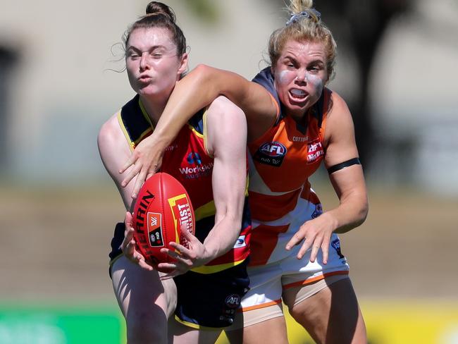 Sarah Allan marks the ball under pressure from Jacinda Barclay of the Giants during the 2020 AFLW season. Picture: MATT TURNER/GETTY IMAGES