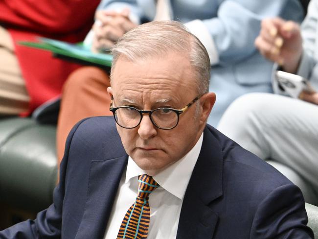 CANBERRA, AUSTRALIA  - NewsWire Photos - February 10, 2025: Prime Minister Anthony Albanese acknowledges the 17th anniversary of the National Apology to Australia's Indigenous Peoples and Closing the Gap Annual Report and Implementation Plan at Parliament House in Canberra. NewsWire / Martin Ollman