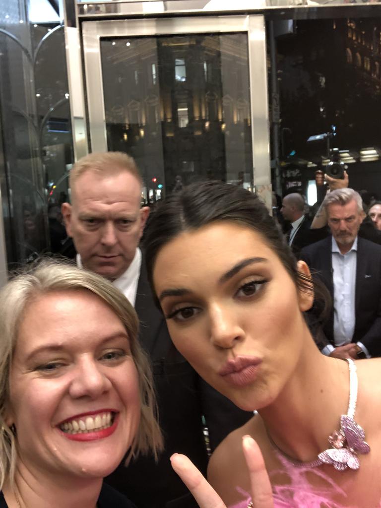 News.com.au editor Lisa Muxworthy snaps a selfie with Kendall Jenner.