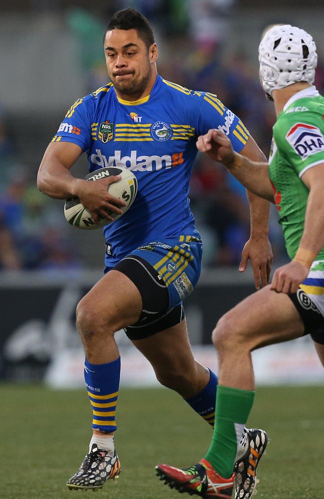 Jarryd Hayne is pursuing an NFL career - likely as a running back.