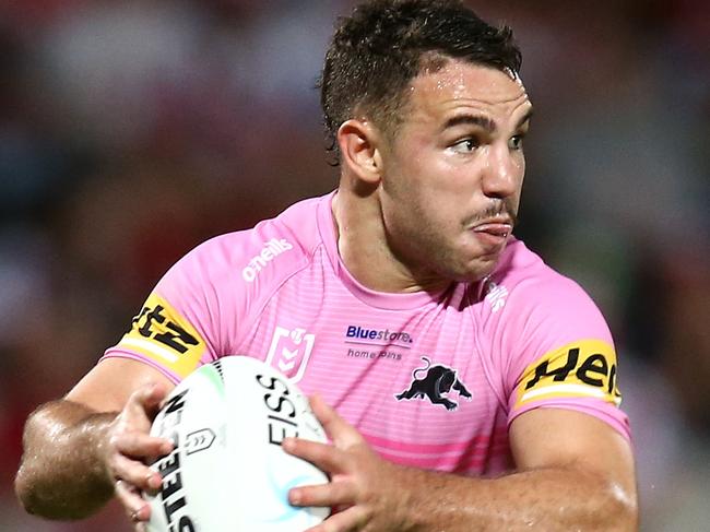 SYDNEY, AUSTRALIA - MARCH 18:  Sean O'Sullivan of the Panthers runs the ball during the round two NRL match between the St George Illawarra Dragons and the Penrith Panthers at Netstrata Jubilee Stadium on March 18, 2022, in Sydney, Australia. (Photo by Jason McCawley/Getty Images)