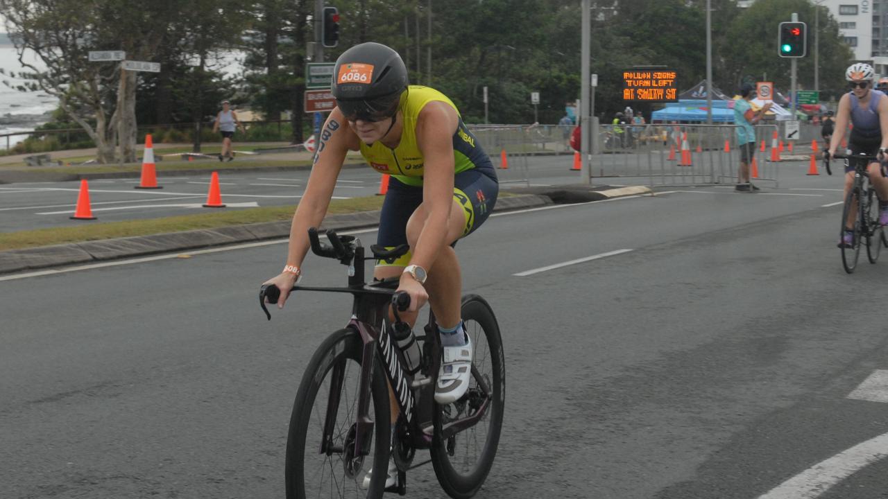 Action from the sprint event at the 2023 Mooloolaba Triathlon.