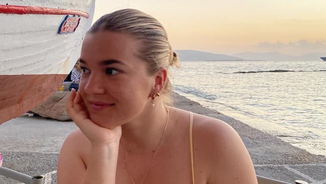 Magnetic Island resident Melia Hinks is battling acute Osteosarcoma cancer.