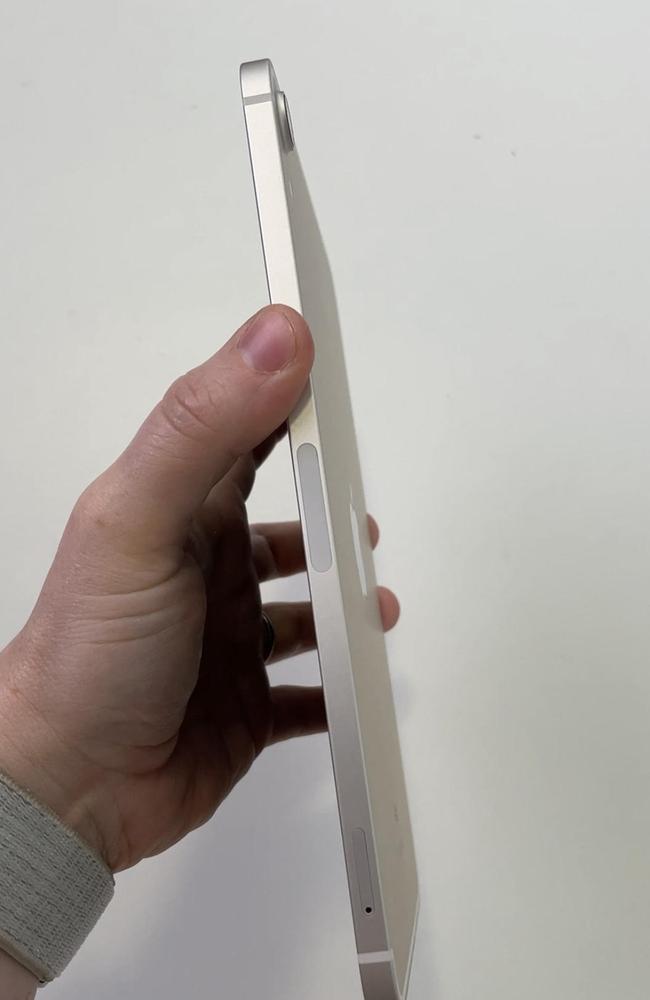 The device itself is 6.3mm thin and really does feel like a shrunk iPad Air.